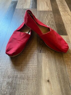 Toms Classic Canvas Slip-On Flats - Red